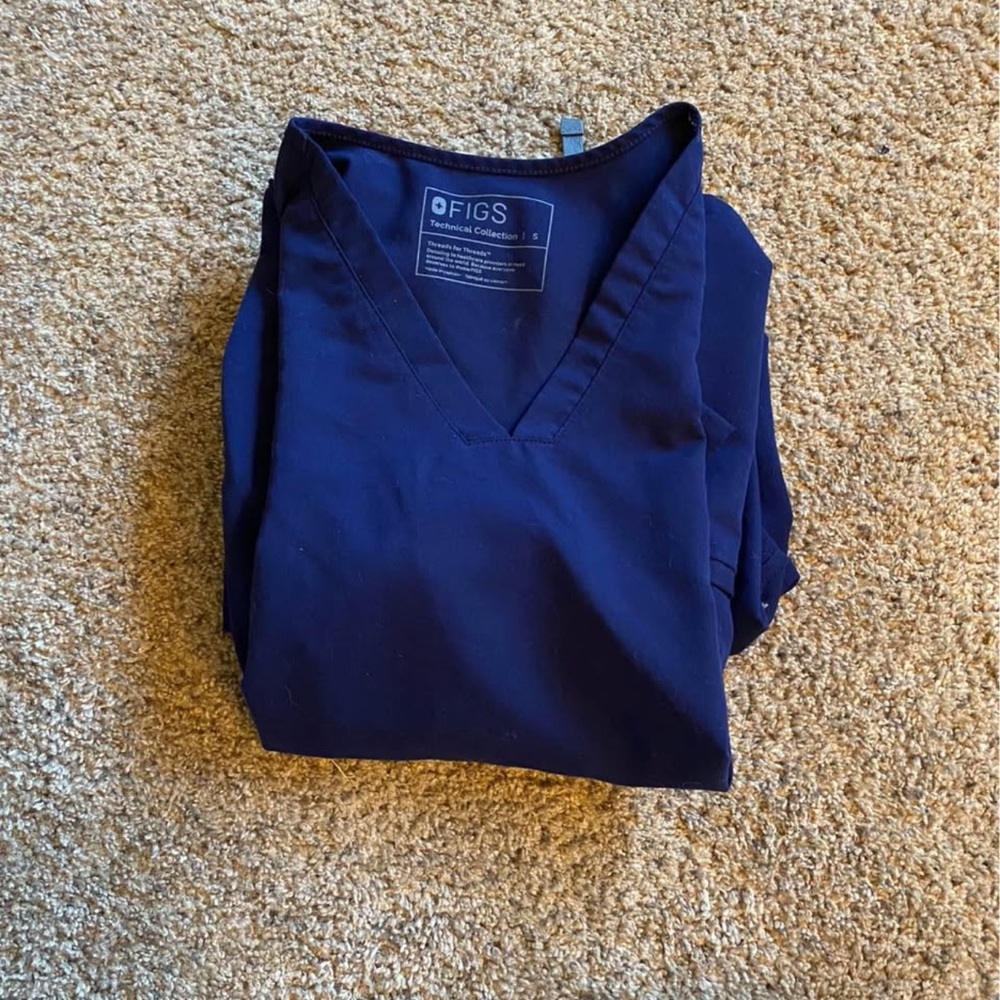FIGS navy blue scrub set size small